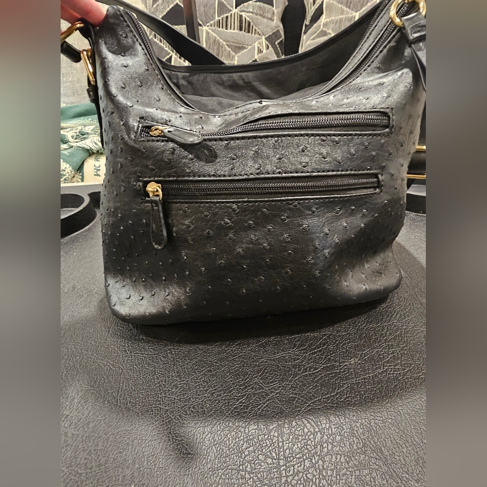 Gianni Bernini Black Vegan Leather Ostrich Embossed Adjustable Crossbody Bag - Picture 5 of 11